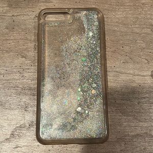 Selling phone case from Amazon never been used took  out of box and never used